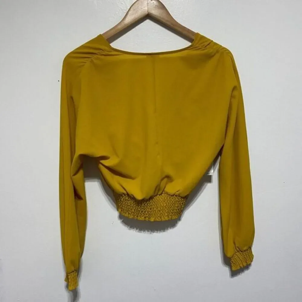 Aritzia Wilfred‎ Blouse Womens XS Yellow Gold Long Sleeve Reign Wrap Crepe Crop